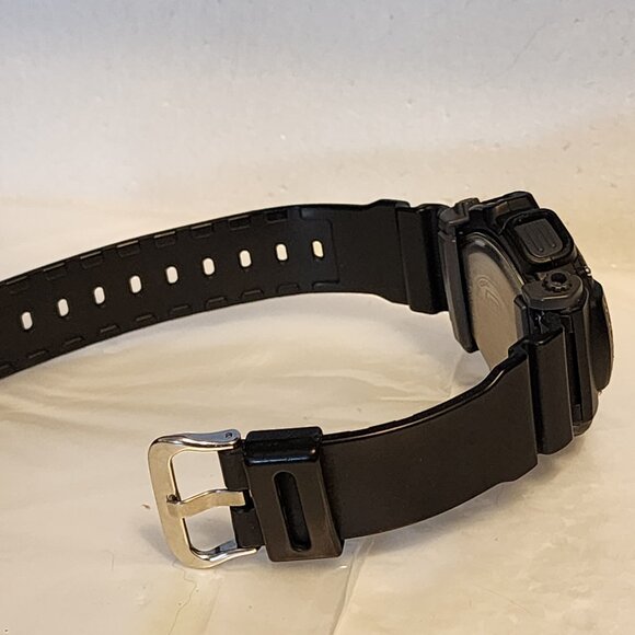 Casio G Shock Black and gold good to great shape - Picture 8 of 11